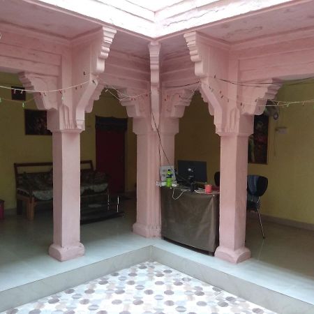 Radha Krishna Home Варанасі Екстер'єр фото