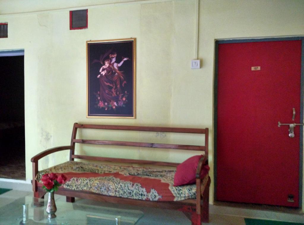 Radha Krishna Home Варанасі Екстер'єр фото