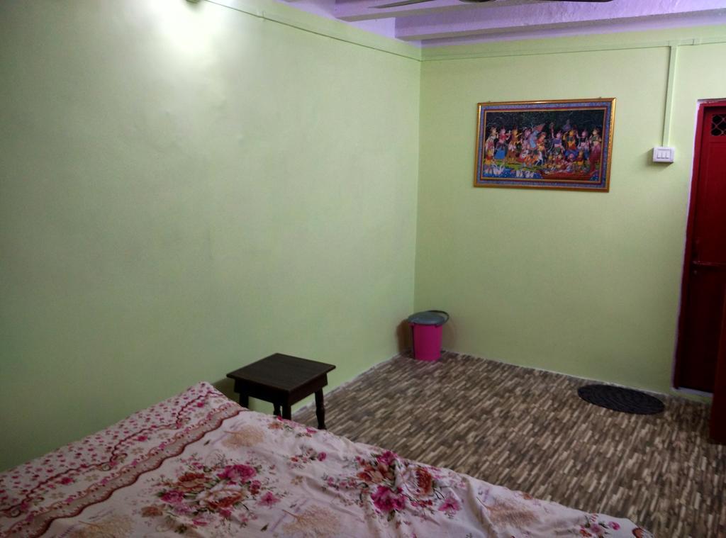 Radha Krishna Home Варанасі Екстер'єр фото