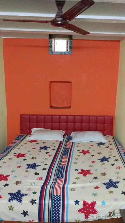 Radha Krishna Home Варанасі Екстер'єр фото