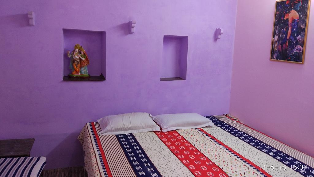 Radha Krishna Home Варанасі Екстер'єр фото