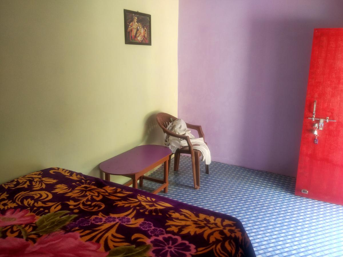 Radha Krishna Home Варанасі Екстер'єр фото