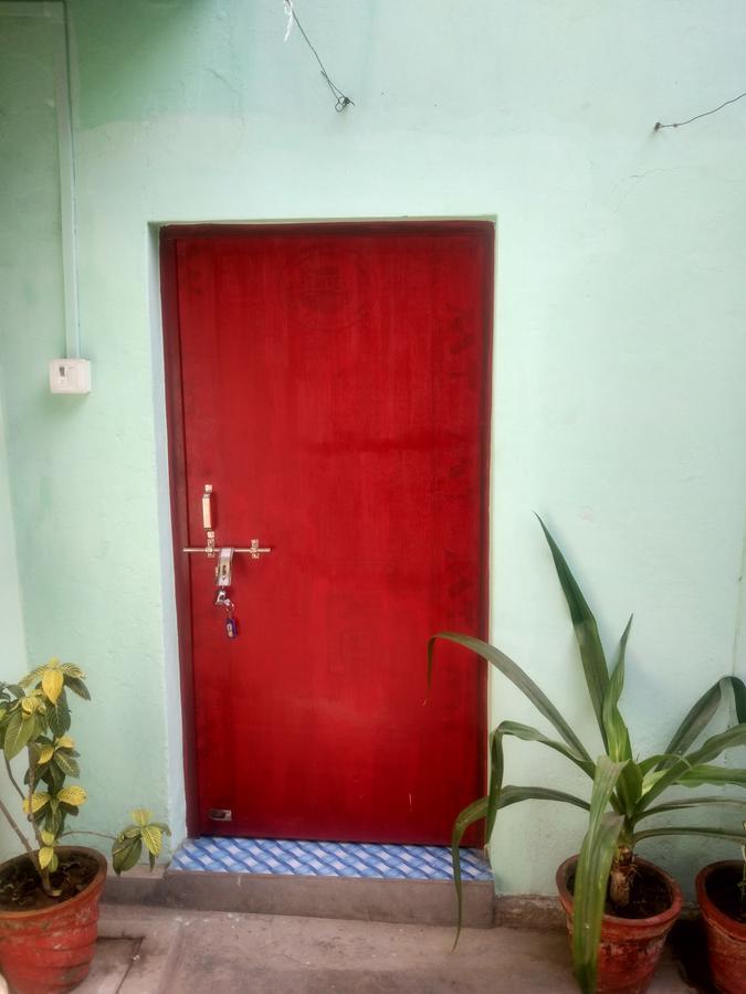 Radha Krishna Home Варанасі Екстер'єр фото